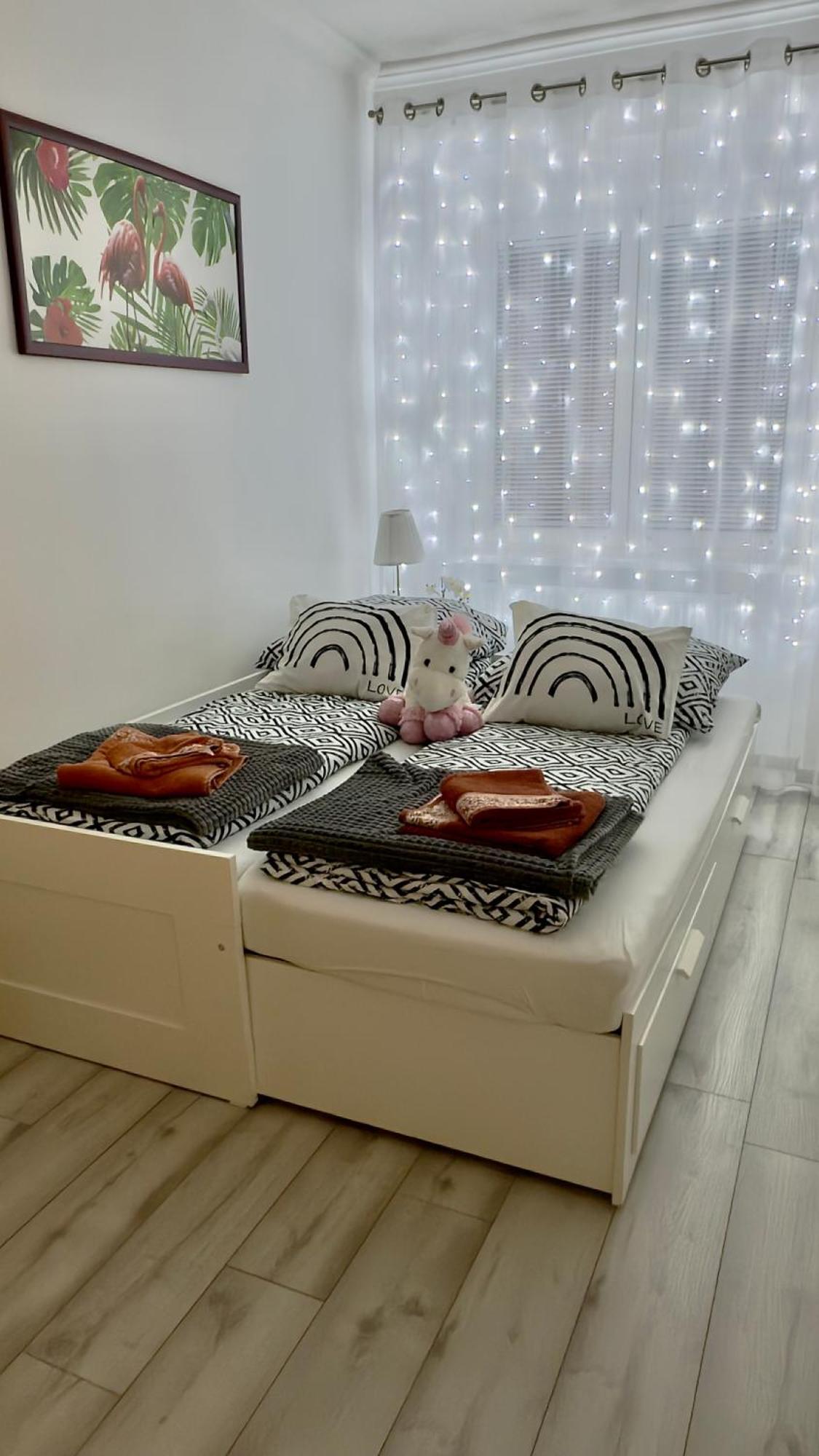 Relax Island Family Friedly Apartment บูดาเปสต์ ภายนอก รูปภาพ