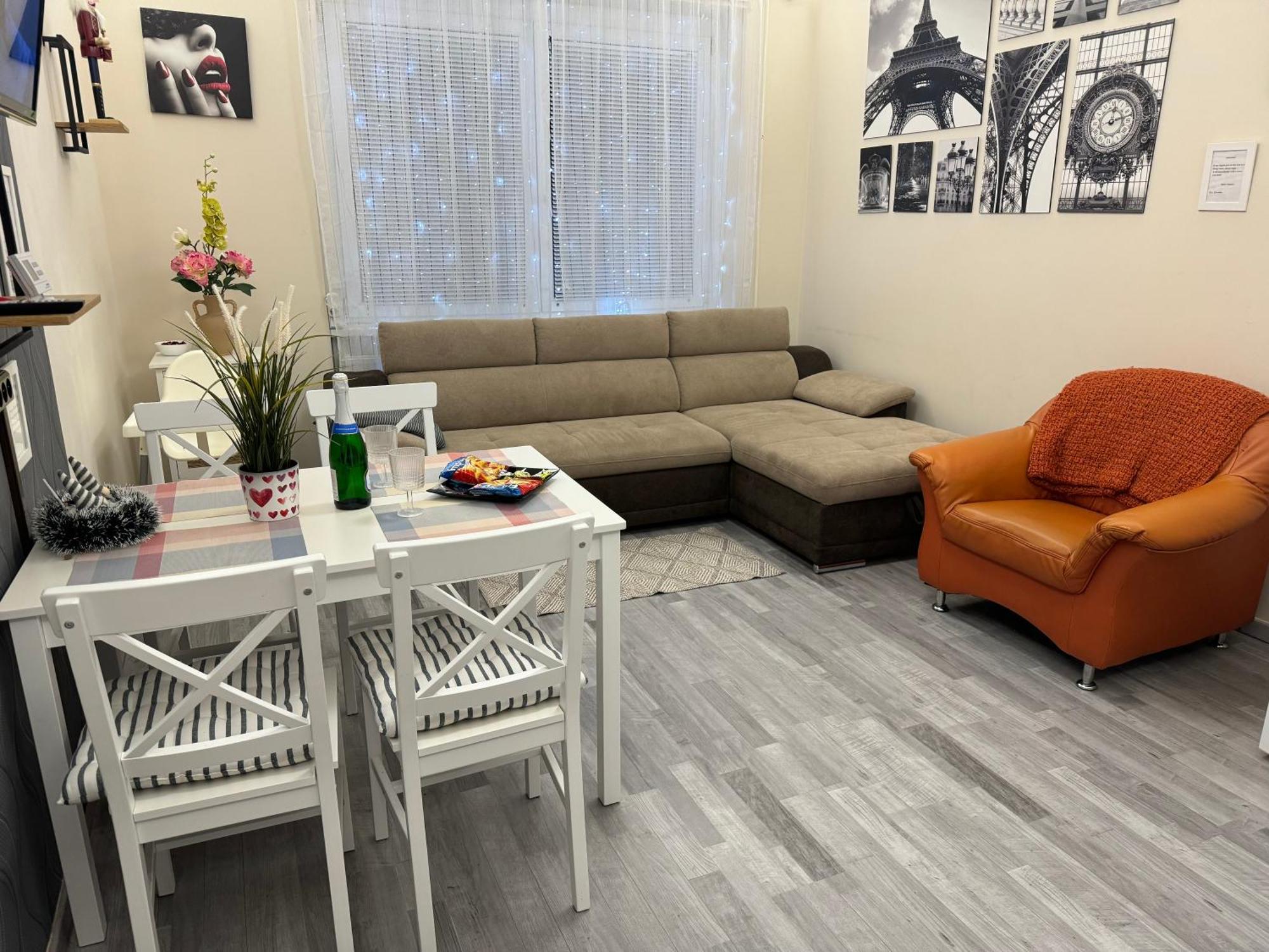 Relax Island Family Friedly Apartment บูดาเปสต์ ภายนอก รูปภาพ